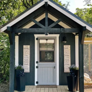 Chalet Coop - 8'x8'